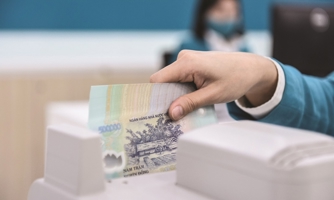 Ngân hàng "rượt đuổi" nhau tăng vốn điều lệ