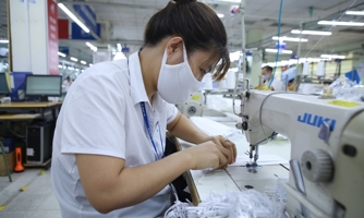 Covid-19 bùng phát diện rộng, kịch bản xấu nhất có 30 triệu lao động bị ảnh hưởng tiêu cực