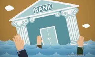 Cứu ngân hàng 0 đồng: Như muối bỏ biển