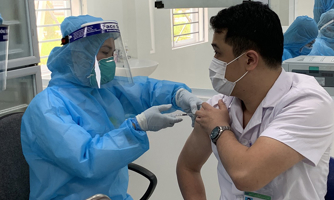 Bộ Y tế hỏa tốc yêu cầu đẩy nhanh tiến độ tiêm vaccine phòng Covid-19