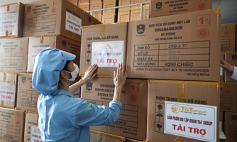 T&T Group “tiếp sức” 500.000 bộ bơm tiêm vaccine Covid-19 cho Tp.HCM