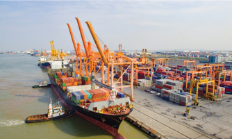 Hạ tầng tạo sức bật cho cảng biển