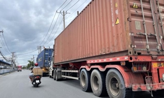 Gỡ khó lưu thông hàng hóa hàng ngày cho khu vực phía Nam