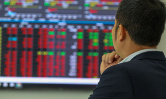 HSBC: Chưa đến lúc bán cổ phiếu Việt Nam