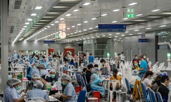 Sản xuất ở Thái Lan không đủ, AstraZeneca tính nhập khẩu vaccine Covid-19 vào Đông Nam Á