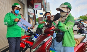 Hà Nội "tuýt còi" Grab và 4 ứng dụng, yêu cầu dừng giao hàng trong thời gian giãn cách