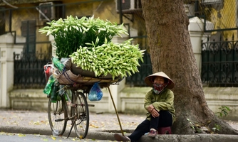 Hà Nội gỡ khó thủ tục hỗ trợ lao động tự do mất việc làm