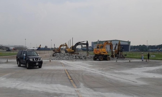 Cảnh cáo 2 nhà thầu thi công dự án nâng cấp sân bay Nội Bài
