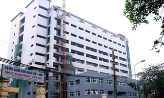 Phát hiện ca dương tính tại Bệnh viện Hữu nghị Việt Đức: Tạm thời phong tỏa tòa nhà D 