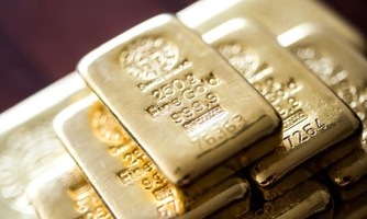 Giá vàng thế giới tăng vọt khi đồng USD giảm giá, trong nước đi ngang