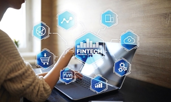 Ai đang cản đường fintech?