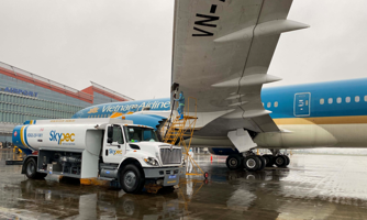 Tiếp tục gia hạn thời hạn lưu giữ nhiên liệu hàng không tạm nhập tái xuất