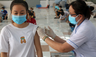 Hà Nội sẽ ưu tiên tiêm vaccine trước cho trẻ em ở vùng có dịch 