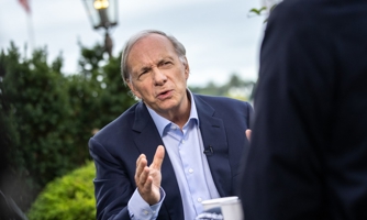 “Ông trùm” đầu cơ Ray Dalio: Lạm phát đang cao, nhà đầu tư không nên giữ tiền mặt