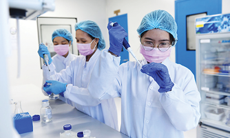 Vừa “đẩy” vừa “cản” phát triển vaccine nội