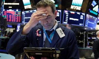 Nasdaq giảm hai phiên liên tiếp vì nỗi lo lạm phát, Dow Jones tăng