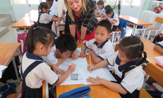TP.HCM: Nhiều trường THPT tuyển bổ sung học sinh lớp 10 chương trình tiếng Anh tích hợp
