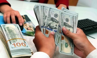 Tỷ giá USD/VND tiếp tục tăng những bước lớn