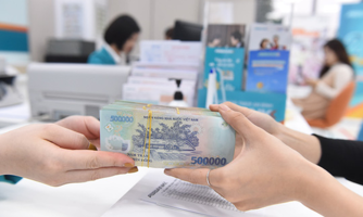 Ngân hàng thích ứng với “bình thường mới”