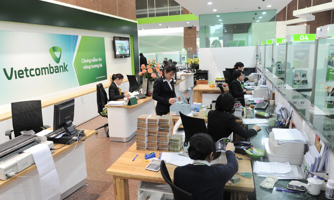 Vietcombank đẩy tỷ lệ bao nợ xấu lên mức 424%