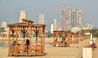 Nóng kỷ lục trên 50 độ, đại gia dầu mỏ Kuwait đối mặt tương lai "khó sống”