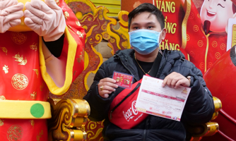 Vì sao "phố vàng" Hà Nội ế khách trong ngày vía Thần tài?