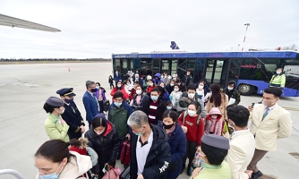 Chuyến bay thứ 2 đón gần 300 công dân thoát khỏi vùng "khói lửa" Ukraine