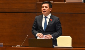 Bộ trưởng Nguyễn Hồng Diên: “Nếu không kìm được giá xăng dầu sẽ phải áp dụng các chính sách an sinh”