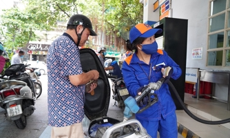 Xăng dầu cắt “cơn sốt” giá