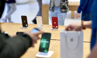 Apple cân nhắc mua chip nhớ Trung Quốc, có thể dùng cho iPhone SE và iPhone 14