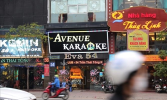 Hà Nội mở lại dịch vụ karaoke, vũ trường từ ngày 8/4