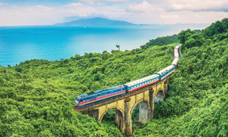 Cần cơ chế đột phá để hiện thực hoá gần 4.900km, nhưng tuyệt đối không “xẻ” đất đường sắt xây cao ốc 