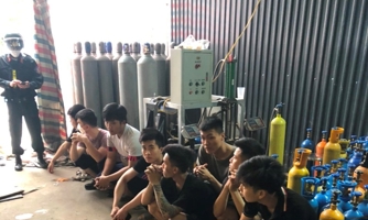 Phát hiện "tổng kho" khí cười bất hợp pháp lớn nhất Hải Phòng 