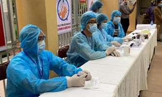 Đề xuất mức lương khởi điểm của bác sỹ cao hơn ngành khác 