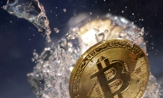 Nhà đầu tư nhỏ lẻ gom hàng, giá Bitcoin phục hồi nhẹ