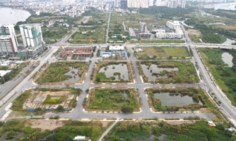 Sau vụ bỏ cọc "đất vàng", TP.HCM rà soát lại quỹ nhà, đất sẽ đấu giá 