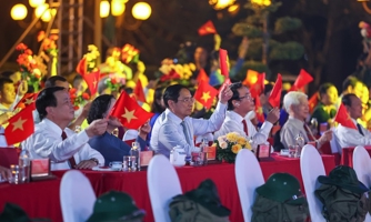 "Khúc tráng ca hòa bình" tri ân các anh hùng liệt sĩ 