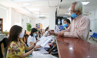 Bốn nhóm viên chức được nghỉ hưu muộn hơn 5 năm