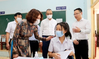 Thứ trưởng Y tế: Trẻ em cần được tiêm vaccine Covid-19 đúng lịch, đủ liều 