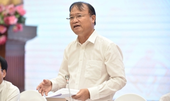 Tạm thời chưa tước giấy phép của 5 doanh nghiệp đầu mối xăng dầu