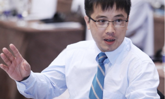Ông Đậu Anh Tuấn: Không có đất thế chấp vay vốn, nhiều doanh nghiệp phải vay "tín dụng đen" để phục hồi hậu Covid