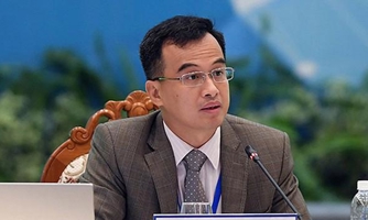 "Một số doanh nghiệp bất động sản lách luật, mua cổ phần, chi phối hoạt động cho vay của Ngân hàng thương mại"