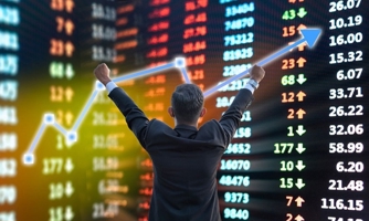 Chứng khoán vẫn là kênh đầu tư hấp dẫn với lợi suất 11%, cao hơn mức 6,5% của ngân hàng 