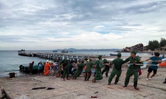 Thủ tướng tiếp tục ra công điện yêu cầu tập trung ứng phó khẩn cấp với bão số 4