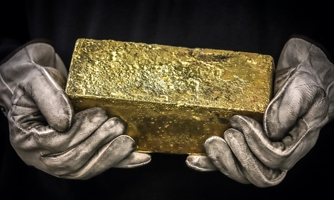 Giá vàng thế giới tăng nhờ đồng USD xuống giá, trong nước chững lại