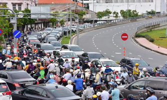TP.HCM tính phương án thay kết cấu nhịp chính cầu vượt Nguyễn Hữu Cảnh sau sự cố đứt cáp ngầm