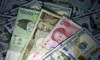 Trong tháng 9, các nền kinh tế châu Á chi 50 tỷ USD bảo vệ tỷ giá đồng nội tệ
