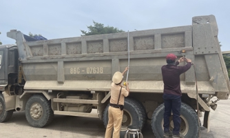 Tiếp tay để xe quá tải, cơi nới thành thùng hoành hành, một đơn vị đăng kiểm ở Long An bị tạm đình chỉ