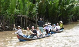 Đẩy mạnh xúc tiến đầu tư về du lịch, thương mại TP.HCM - Vĩnh Long