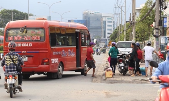 Xe dù đang phá vỡ quy hoạch luồng tuyến tại nhiều thành phố lớn